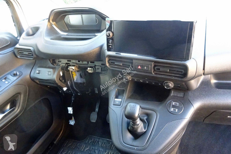 Véhicule utilitaire Peugeot PARTNER 1,5 HDI 100