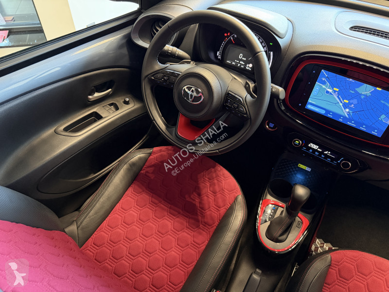 عربة نفعية Toyota AYGO X 1.0 VVT-I 72CH...