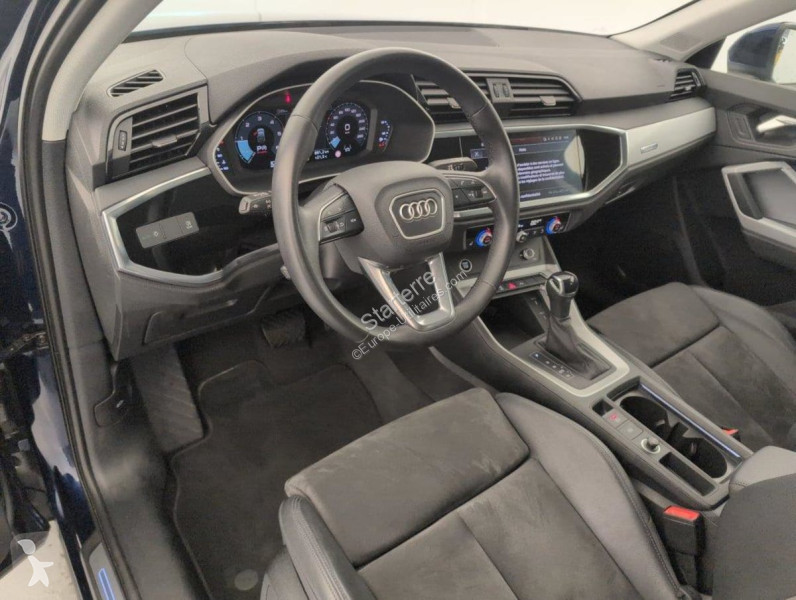 Audi Q3 Transporter