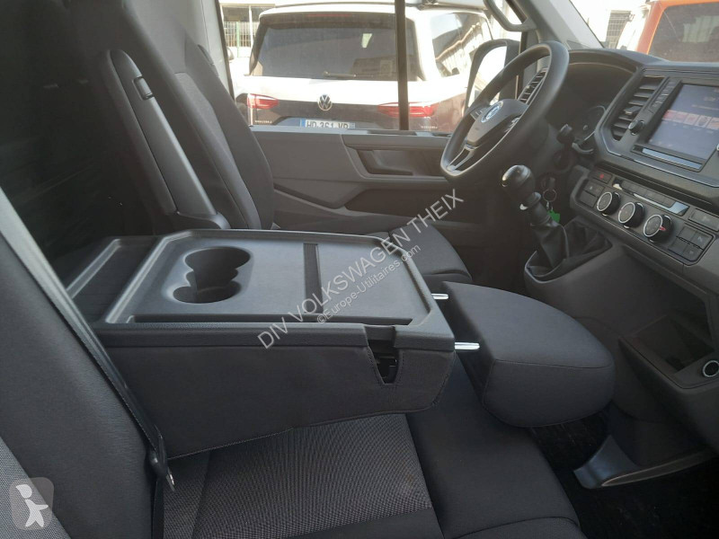 Коммерческий автомобиль Volkswagen CRAFTER VAN...