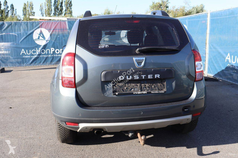 عربة نفعية Dacia