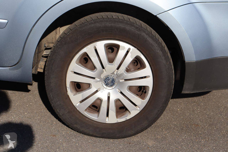 عربة نفعية Ford