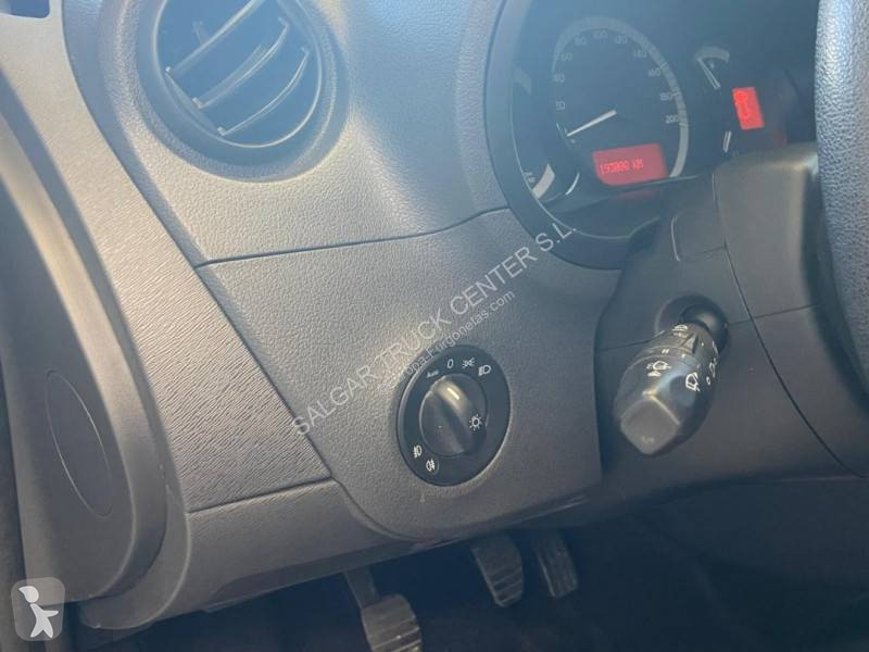 عربة نفعية Mercedes