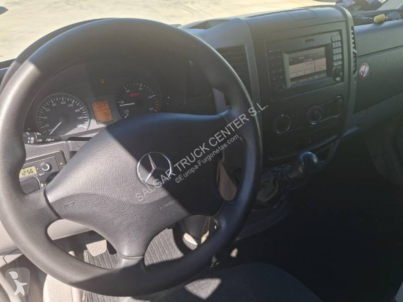 Furgoneta Mercedes