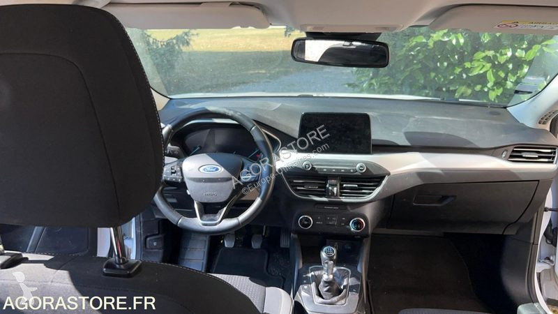 Véhicule utilitaire Ford FOCUS