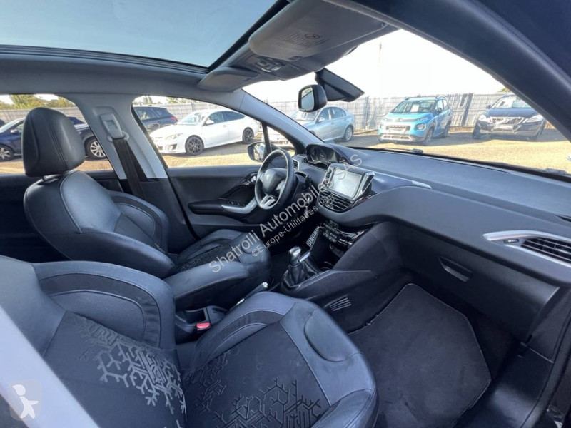Peugeot 1.6 e-HDi 92ch 5cv Féline 1erMain 5Port...
