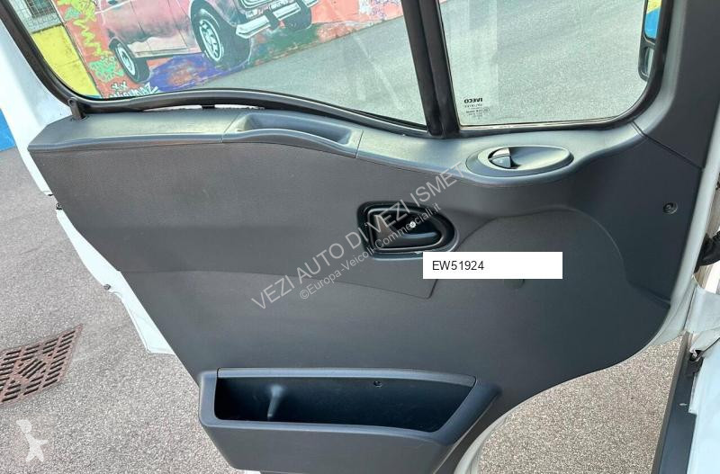 Veicolo commerciale Iveco DAILY MODELLO 35C12...