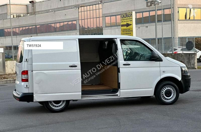 عربة نفعية Volkswagen