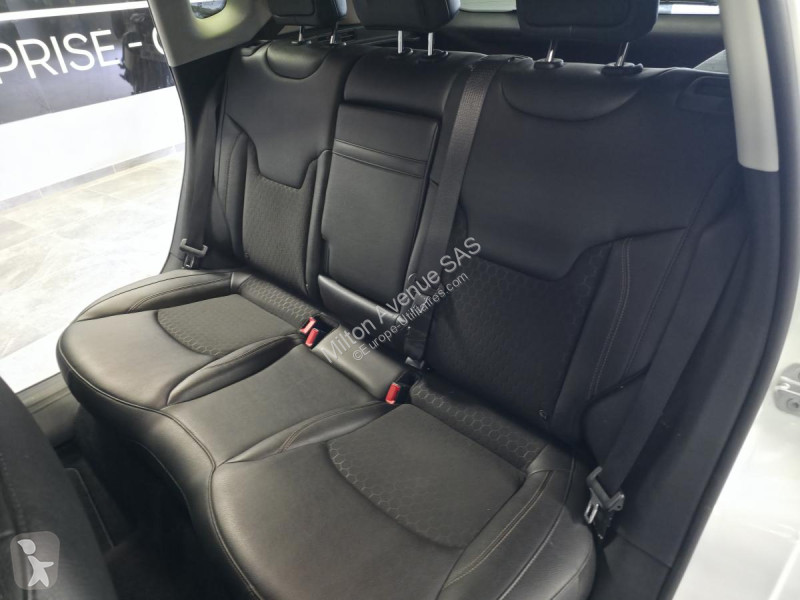 Véhicule utilitaire Jeep 1.3 GSE T4 130 4x2...