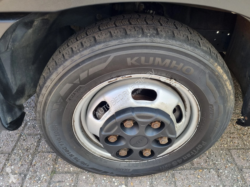 Furgoneta Iveco 35C18 3.0D 180PK L4H2 N1...