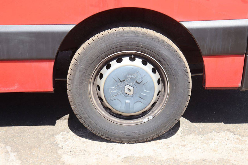 عربة نفعية Renault