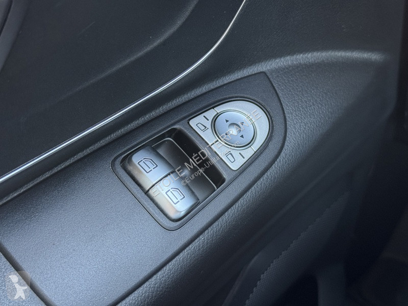 Mercedes 114 BlueTEC Fourgon Compact van