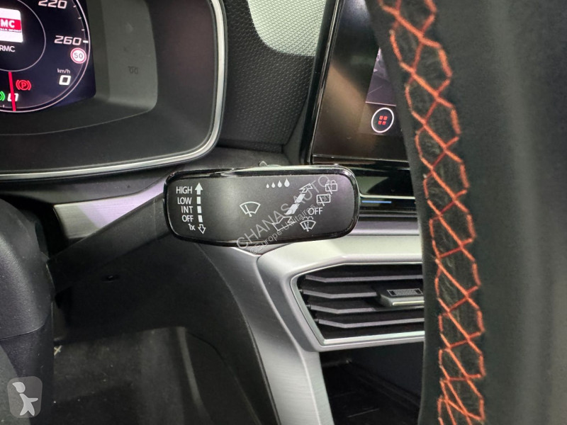 Лекотоварен автомобил Seat Sportstourer 1.5...
