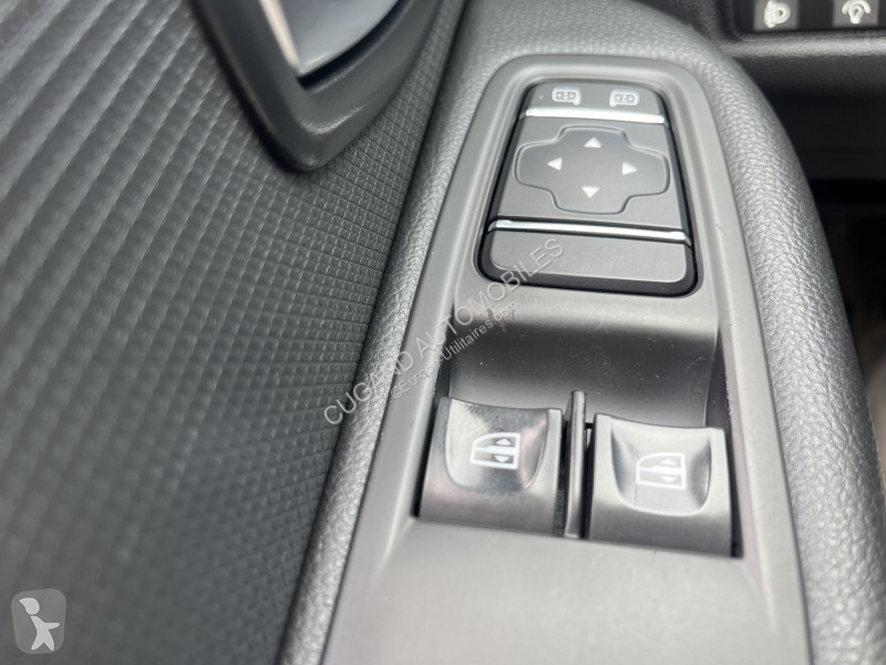 Bedrijfswagen Renault CLIO IV 1.2 16V 75CH...