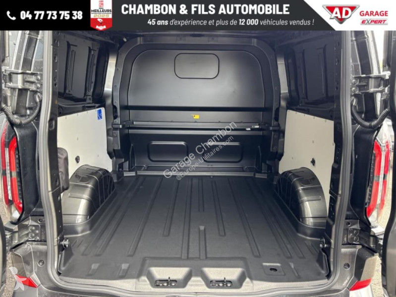عربة نفعية Ford CABINE APPROFONDIE 320 L2H1 2.0...