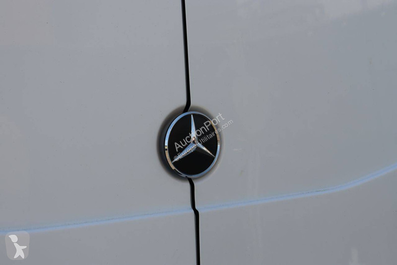 Véhicule utilitaire Mercedes
