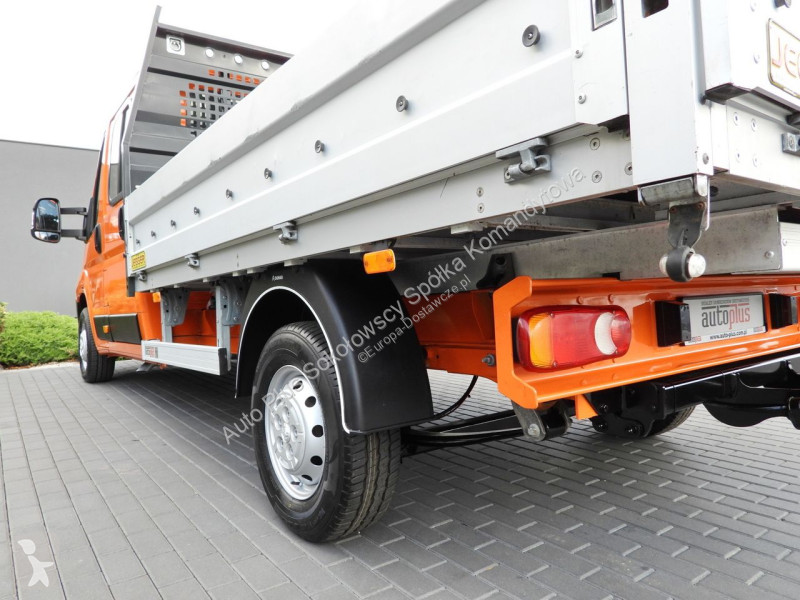 Véhicule utilitaire Peugeot  BOXER