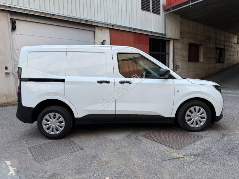 Комерційні автомобілі Ford