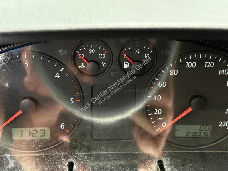 Furgoneta Volkswagen T5 1.9TDI AHK 3 Sitzplätze...