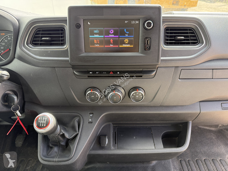 Véhicule utilitaire Renault Plancher T35 2.3...