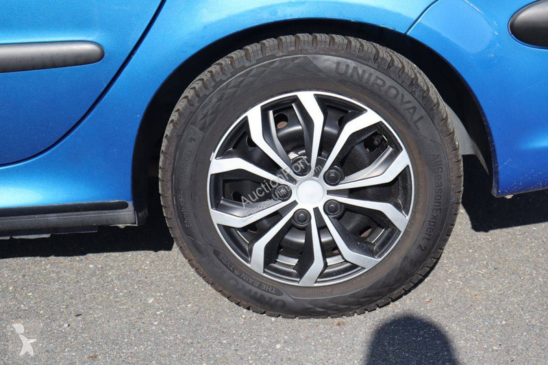 Véhicule utilitaire Peugeot