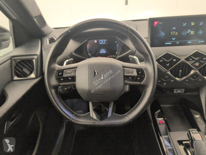 Véhicule utilitaire DS DS3