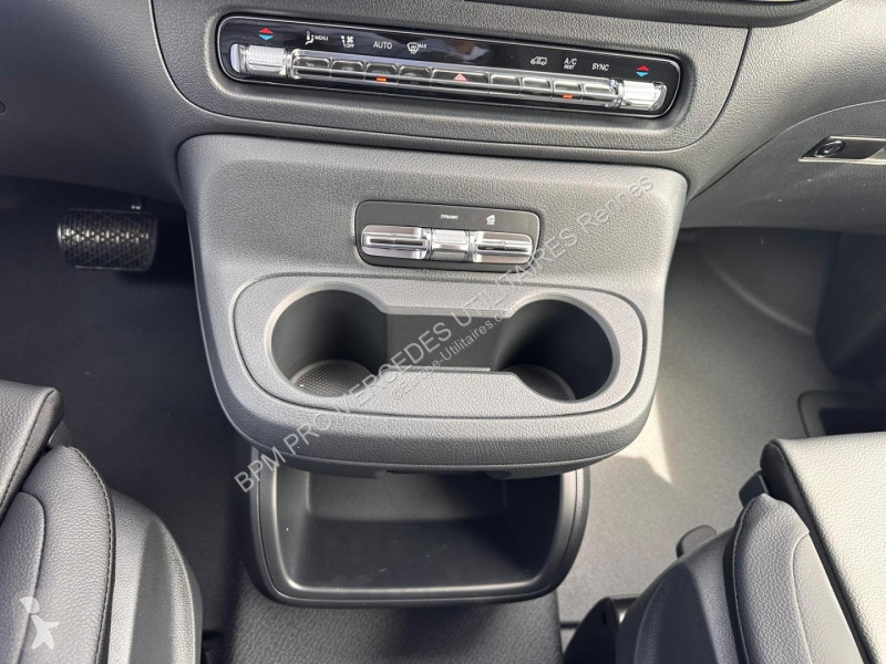 Véhicule utilitaire Mercedes Fg 119 CDI Mixto...