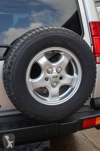 Véhicule utilitaire Land Rover V8