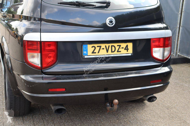 Véhicule utilitaire Ssangyong M200 2WD AUT. HR