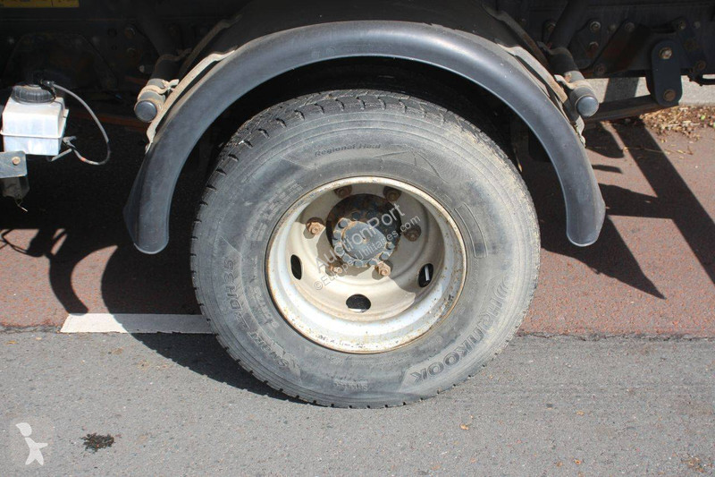 Véhicule utilitaire Iveco 80-210