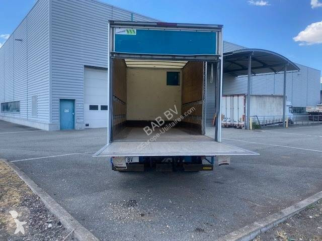 Véhicule utilitaire Mercedes