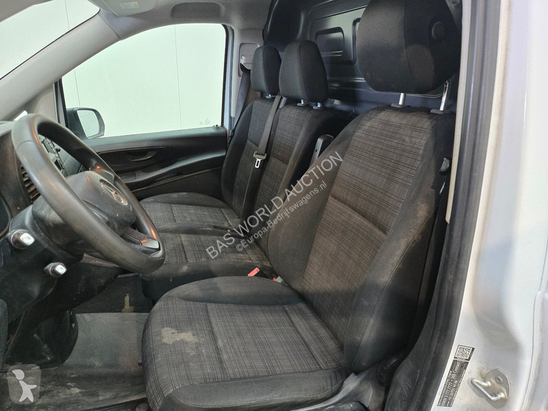 Véhicule utilitaire Mercedes 111 CDI Lang