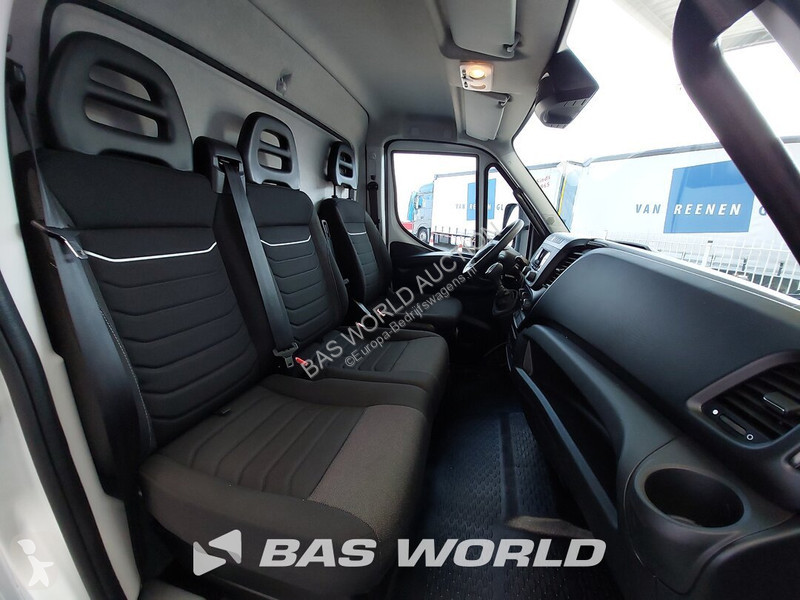 Véhicule utilitaire Iveco 72C18