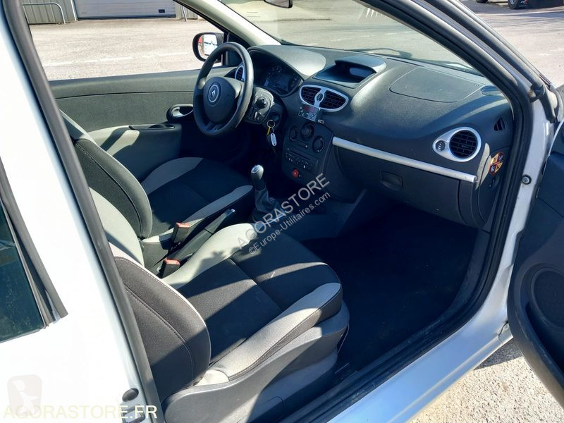 Véhicule utilitaire Renault CLIO