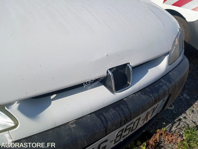 Véhicule utilitaire Peugeot PARTNER