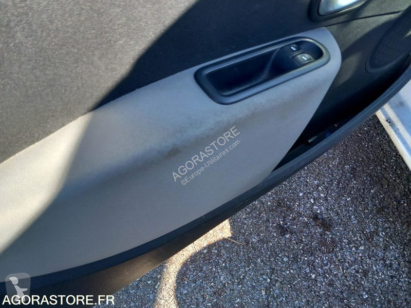 Véhicule utilitaire Renault CLIO