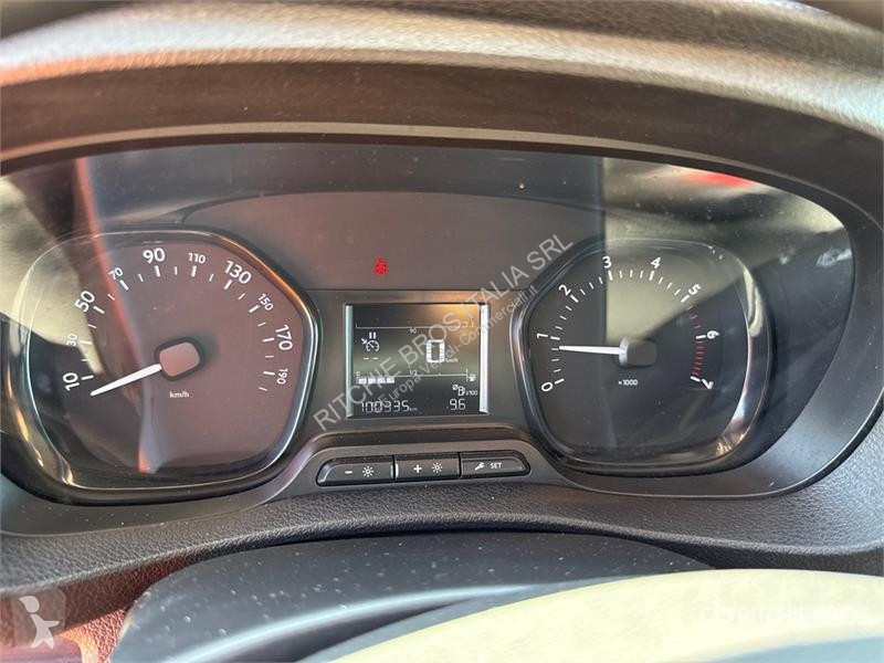Комерційні автомобілі Opel 1.5