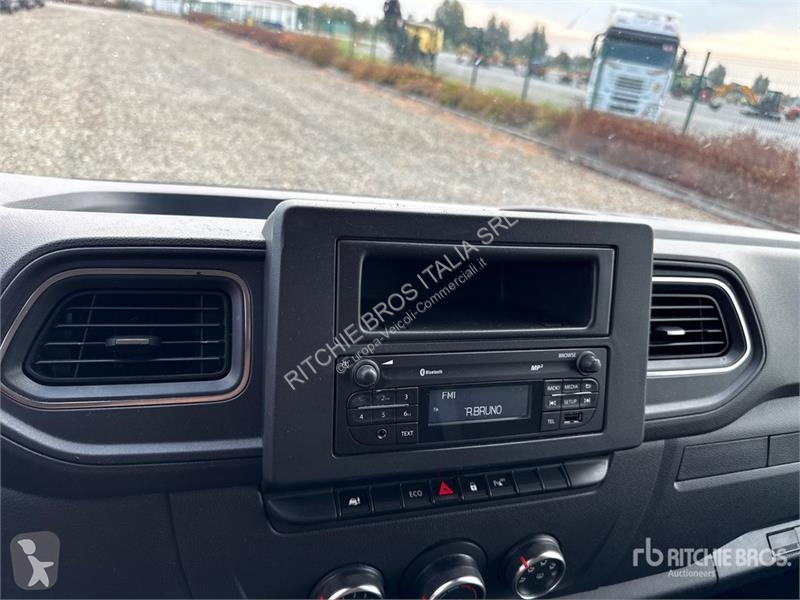 Furgoneta Renault 2.3DCI