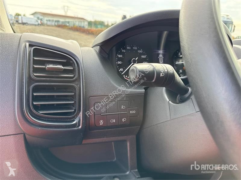 Комерційні автомобілі Fiat 2.2 Mjet