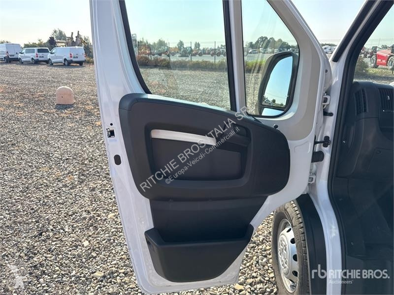 Véhicule utilitaire Opel