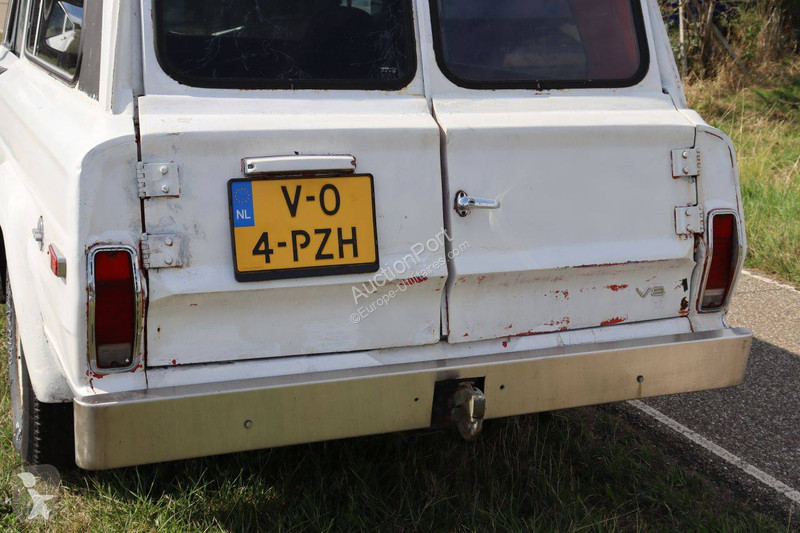 Furgoneta Jeep Chief