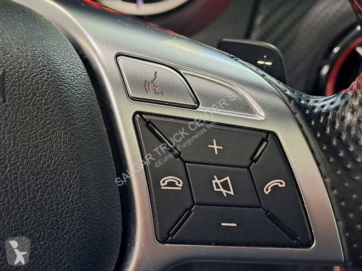 Furgoneta Mercedes
