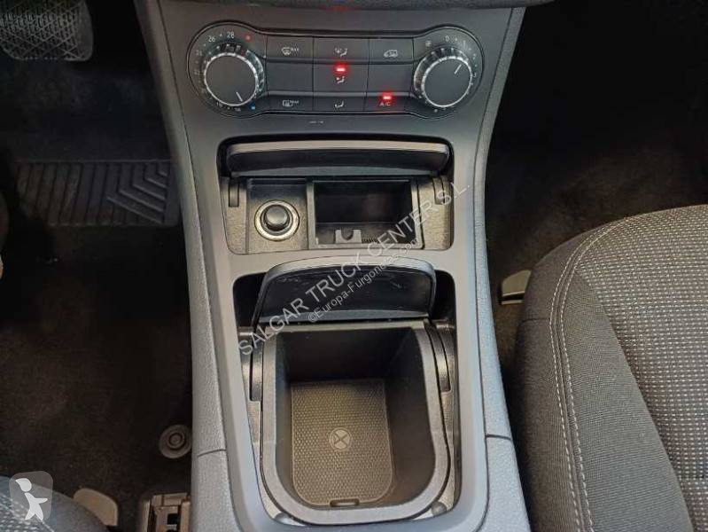 Furgoneta Mercedes