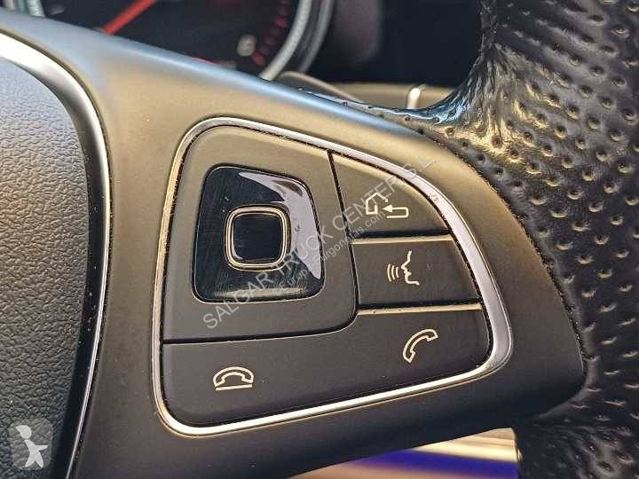 Furgoneta Mercedes