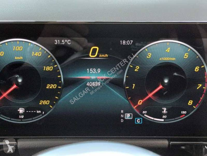 Комерційні автомобілі Mercedes