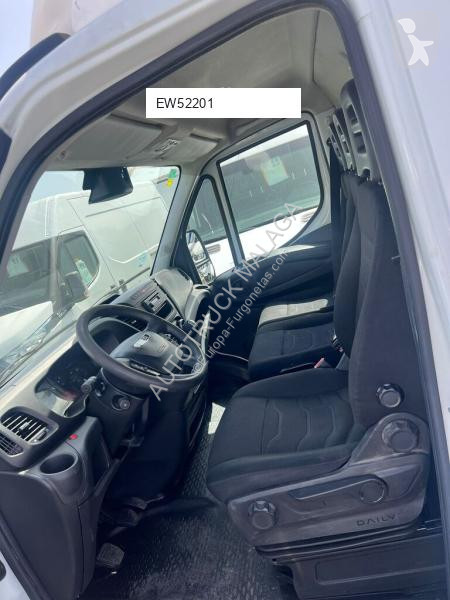 Furgoneta Iveco 35C14 PAQUETERO RAMPA RETRACTIL
