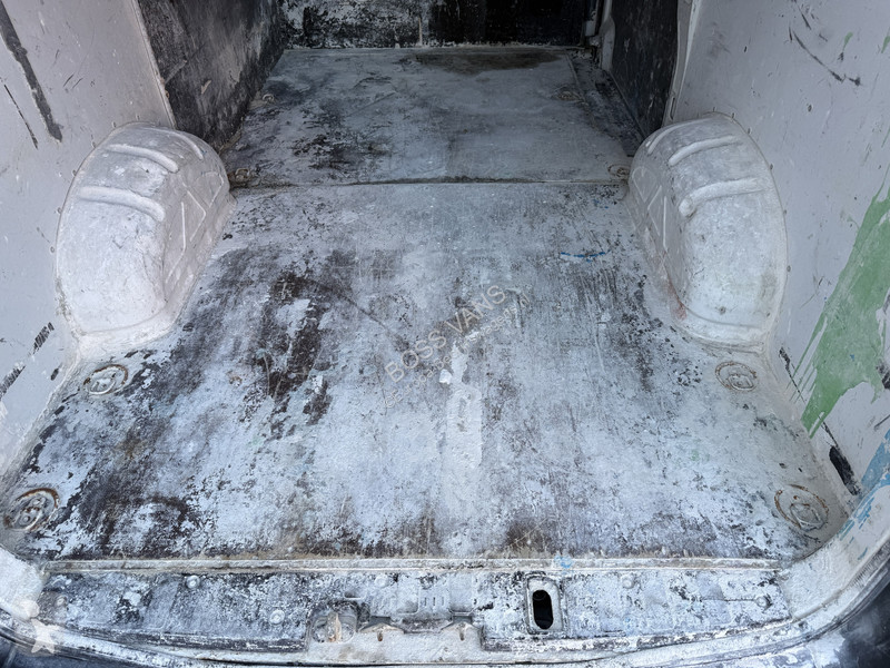 Лекотоварен автомобил Volkswagen 2.0 TDI 102PK...