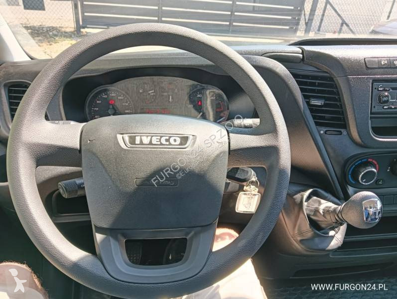 Furgoneta Iveco 35C12