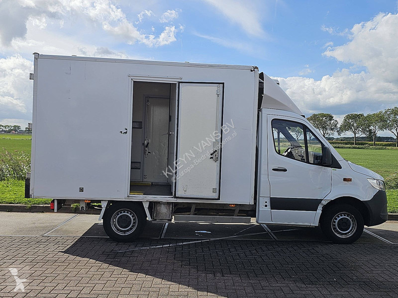 Лекотоварен автомобил Mercedes 314 Koelwagen...