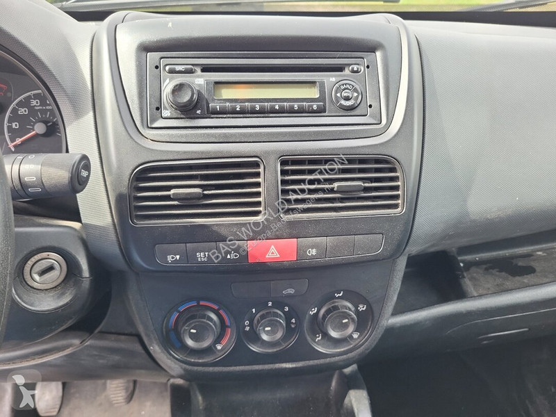 Лекотоварен автомобил Fiat 90pk